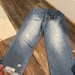 Wide Leg Cropped Jeans